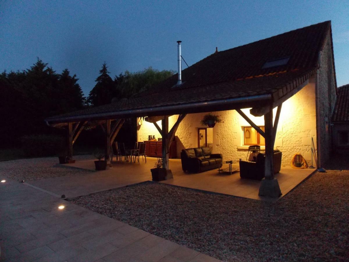 Chez Jousseaume Chambre D'Hotes Et Gites Saint-Ciers-Champagne Zewnętrze zdjęcie